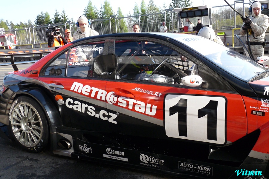 Zakulisi D4 (27).jpg